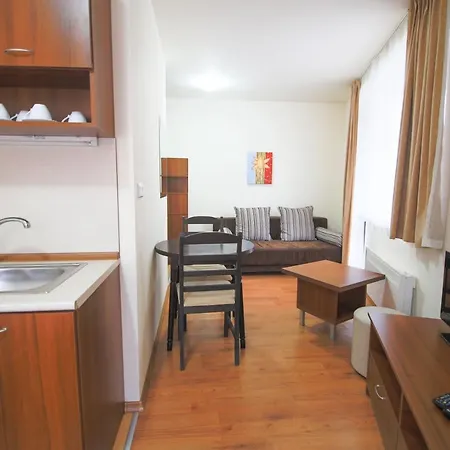Apartment Edelweiss *